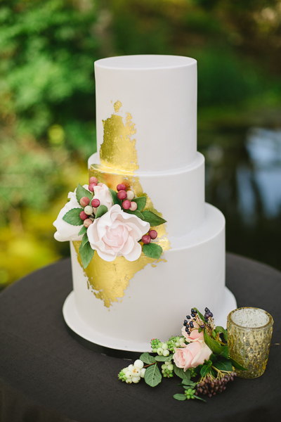 irish-purple-mustard-yellow-grey-fall-spring-wedding-inspiration-16