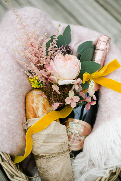 irish-purple-mustard-yellow-grey-fall-spring-wedding-inspiration-8