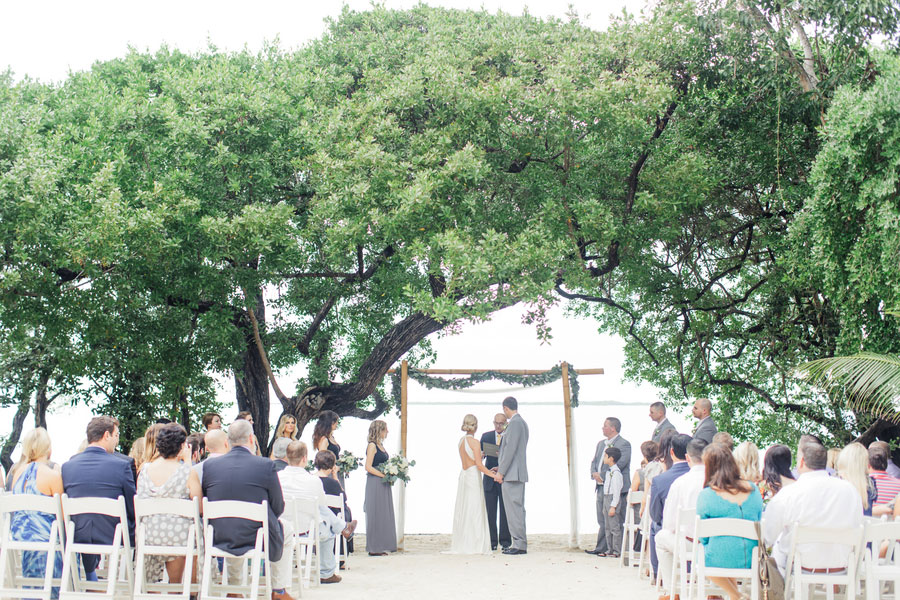 key-largo-wedding-deco-glam-beach-wedding-inspiration41