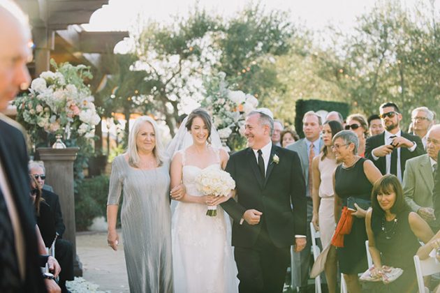 pink-westlake-village-inn-classic-romantic-jewish-wedding38