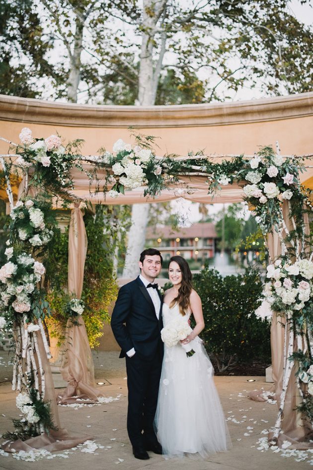 pink-westlake-village-inn-classic-romantic-jewish-wedding68