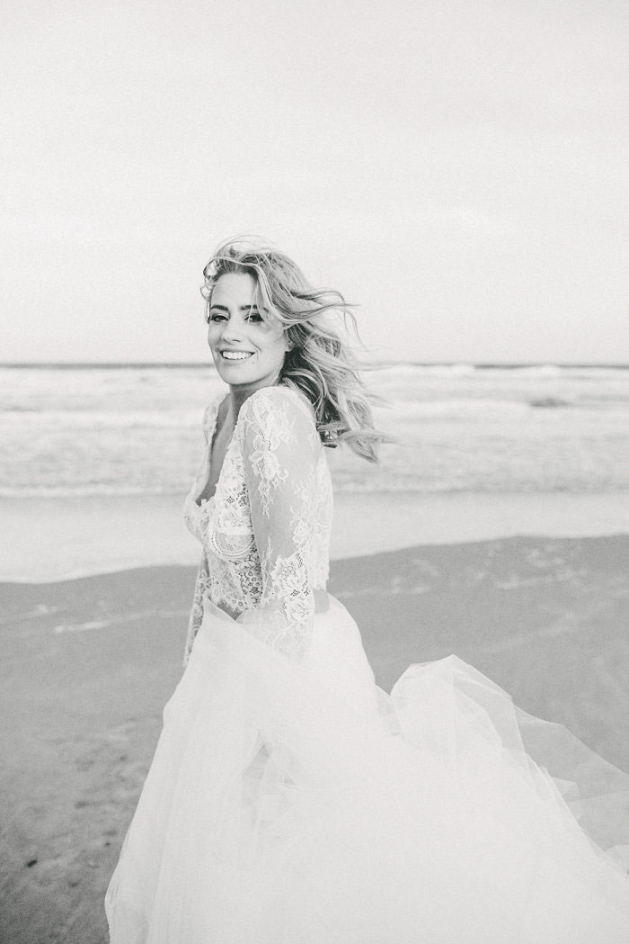 Ethereal Ocean Elopement Styled Shoot | Best Wedding Blog